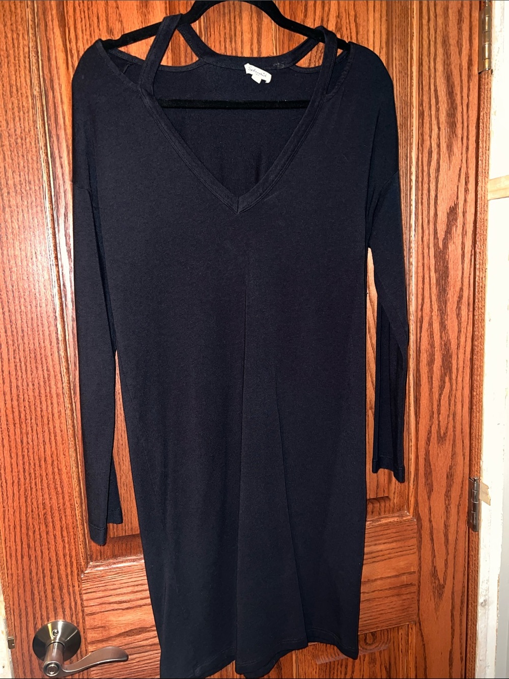 Splendid Black Long Sleeve V-Neck Dress